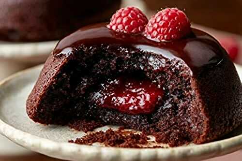 Gâteau fondant au chocolat et cœur secret framboise