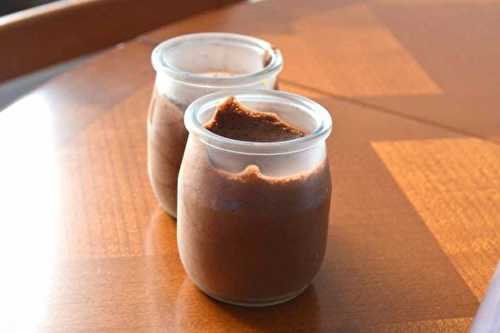 Mousse au chocolat au jus de pois chiche