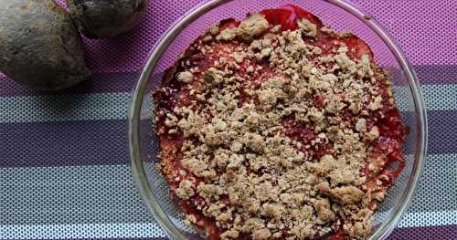 Crumble de rhubarbe et betterave 