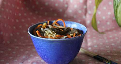 Salade chinoise aux algues lacto-fermentées 