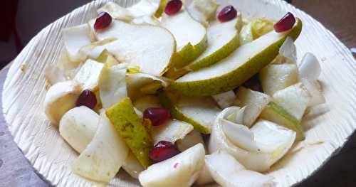 Salade croquante et vitaminée endive poire grenade avec une touche de curry