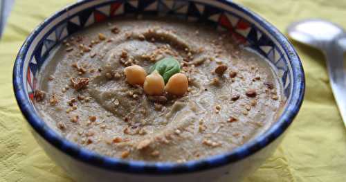 Soupe froide d'aubergine façon caviar