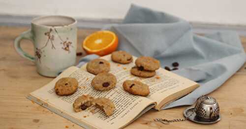 Biscuits semoule, raisins et fleur d'oranger