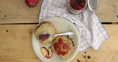 Confiture pêche blanches-hibiscus