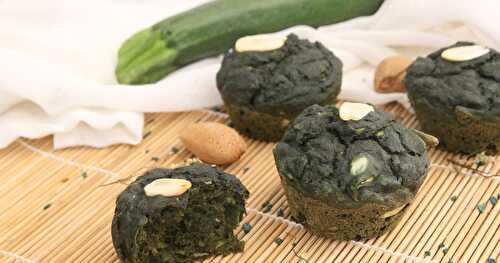 Muffins à la courgette, spiruline et amande