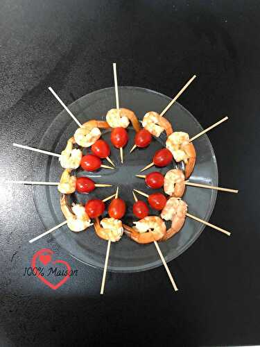 Brochettes de Gambas et tomates cerise.