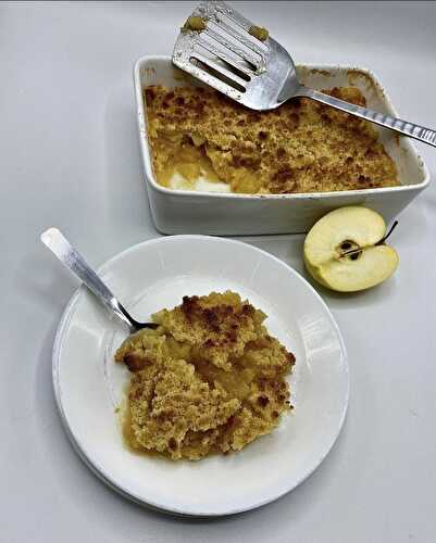 Crumble aux Pommes - Lucy Home Cooking
