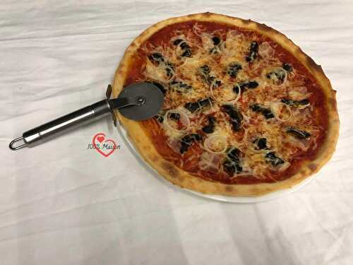 Pizza au Jambon Blanc et Champignons