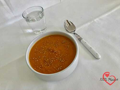 Soupe de carottes au gingembre et aux épices.