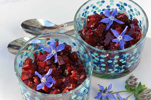 Verrines de betteraves rouges aux fleurs de bourrache