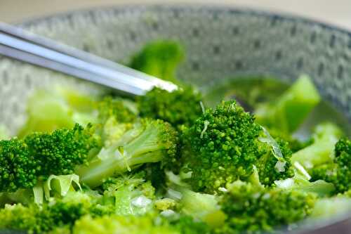 L’idée de la semaine Préparons le brocoli en crudité