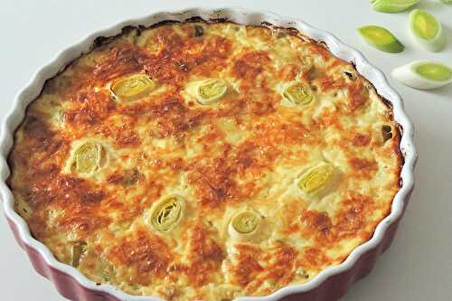 Quiche sans pâte au saumon et aux poireaux