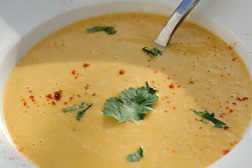 Soupe de patate douce au lait de coco