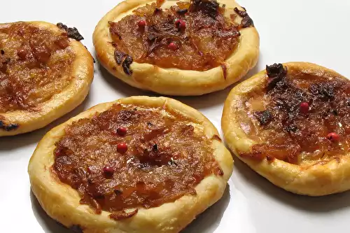 Tartelettes aux oignons et au rhum