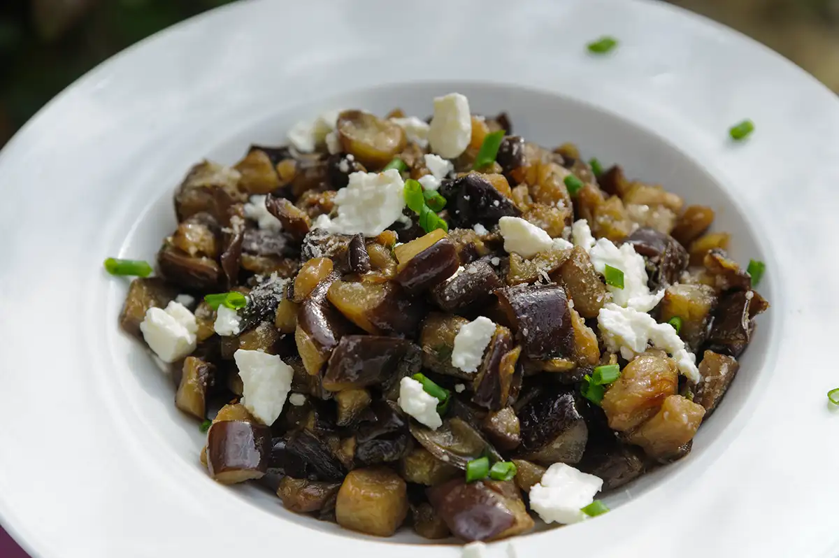 Aubergines poêlées à la féta