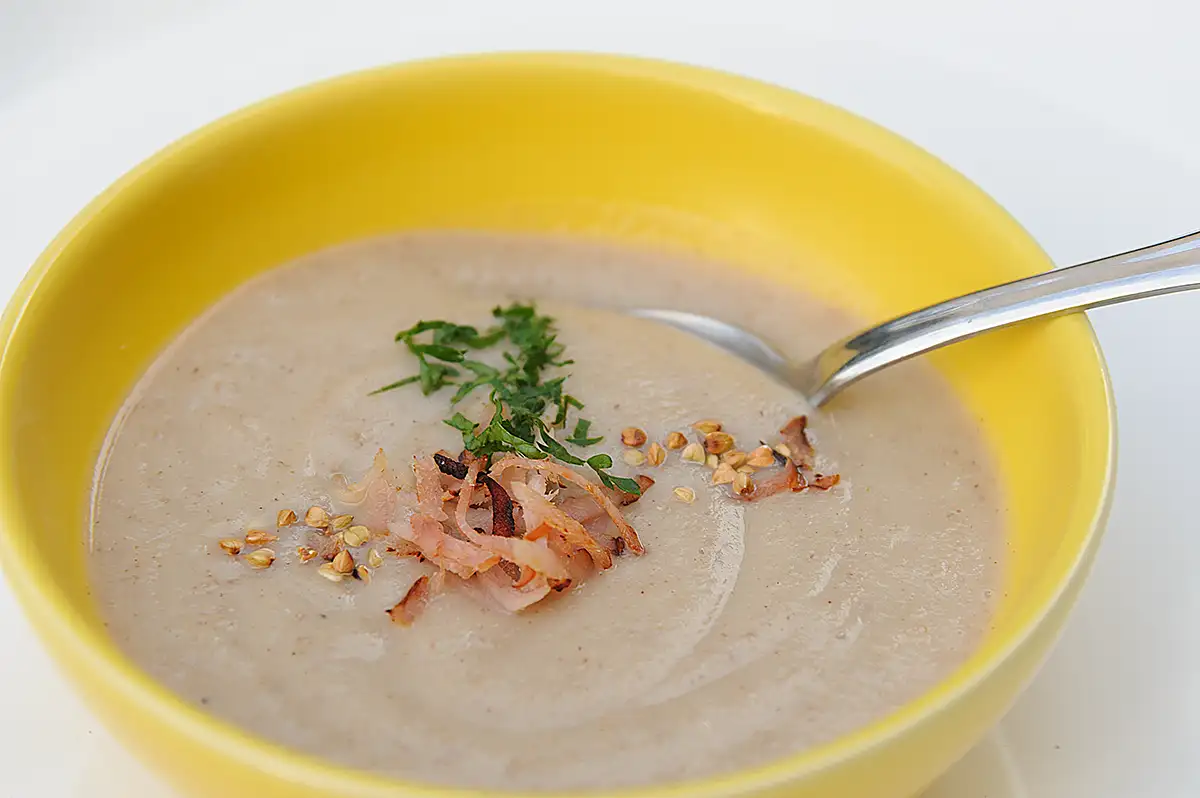 Soupe de céleri au sarrasin