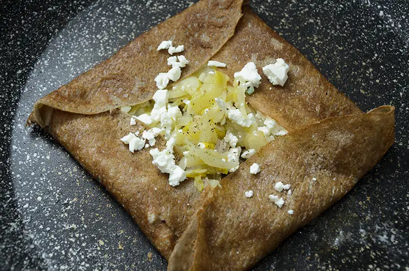 Crêpes à l'endive et à la féta