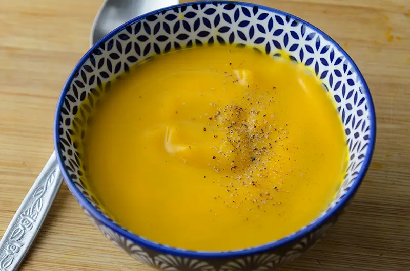 Soupe épicée de courge crown prince