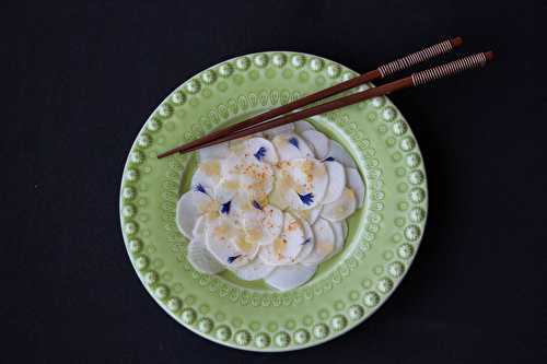 Carpaccio de navets nouveaux au yuzu