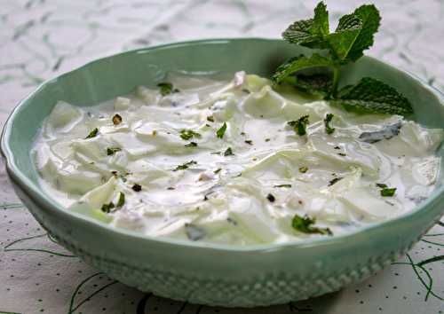 Concombres au yaourt grec et à la menthe