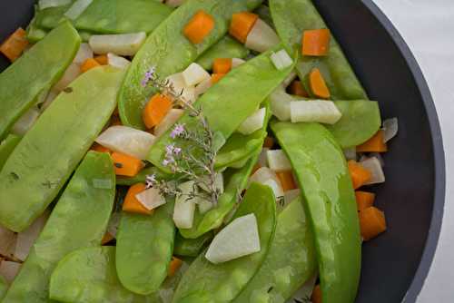 Poêlée de Pois Gourmands aux petits légumes nouveaux