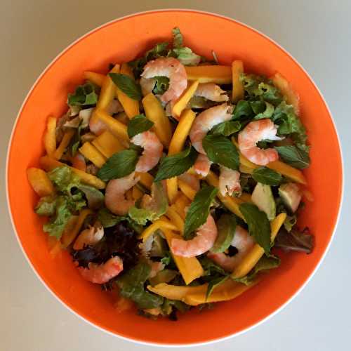 Salade Thaï de crevettes, mangue et avocat