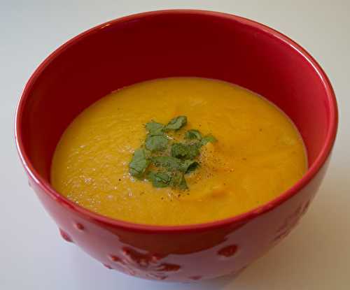 Velouté de chou-fleur, carottes et cumin