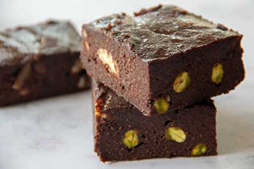 Brownies cacao - bananes et dattes aux fruits secs