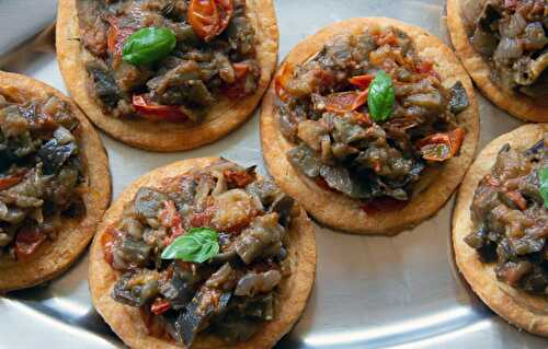 Tartelettes aux aubergines confites sur pâte sablée