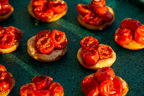 Mini tartelettes aux tomates cerises