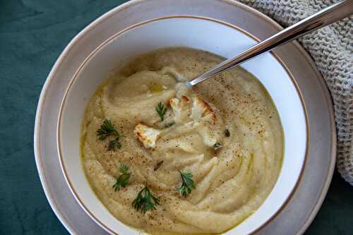 Soupe onctueuse au chou-fleur rôti