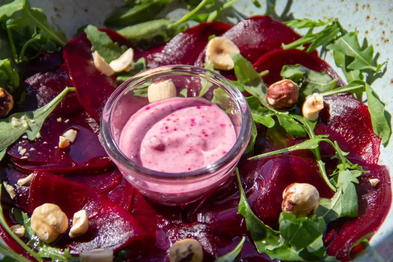 Lamelles de betteraves en salade