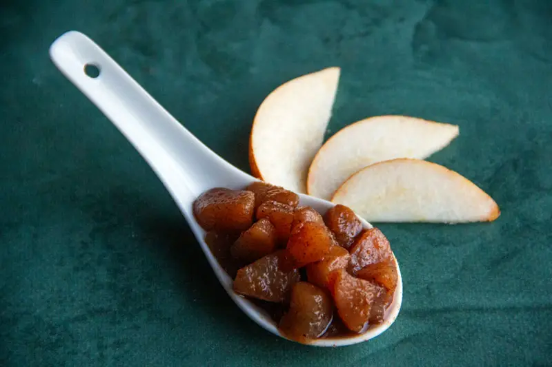 Compotée de poires aux 2 épices