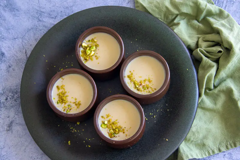 Petits pots de crème double pistache