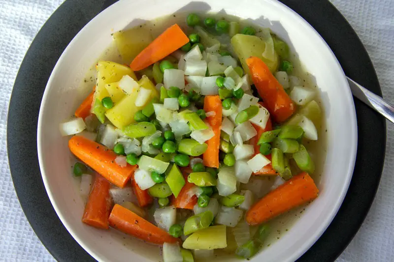 Jardinière de petits légumes de Printemps
