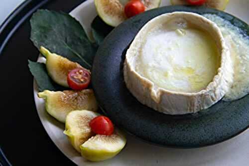 Chèvre gratiné et figues fraîches pour l'apéro