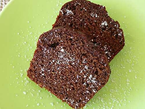 Cake au yaourt et au chocolat noir