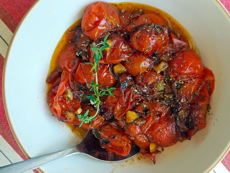 Tomates cerises confites à la poêle