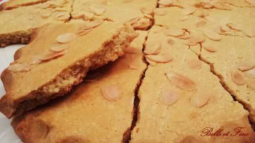 Broyé du Poitou, le gâteau que l'on casse avec le poing au moment de servir !