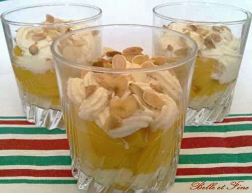 Trifle au pêches et chantilly à l'ice tea