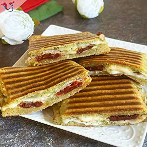 Le sandwich pressé Italien Panini