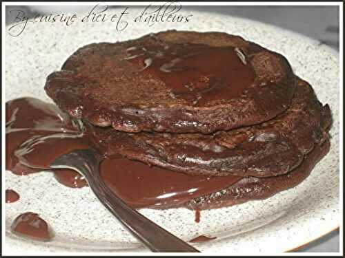 Pancake au chocolat et sa sauce au chocolat - Cuisine d'ici et d'ailleurs
