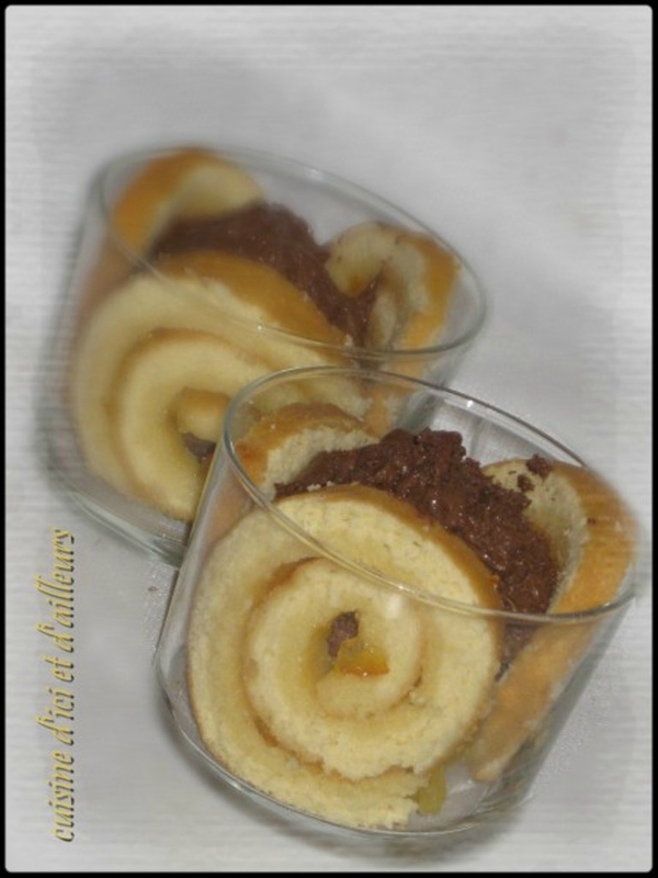 Verrine de bûche de Noël à l'orange et mousse chocolat - Cuisine d'ici et d'ailleurs