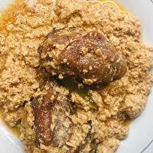 Poulet Fumé Sauce Pistache (graines de courges) - Cuisine du Mboa