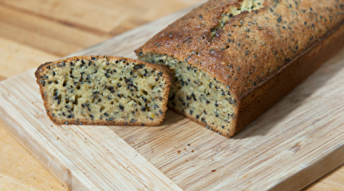 Cake au citron vert et sésame