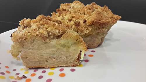 Crumble cake invisible pomme et rhubarbe