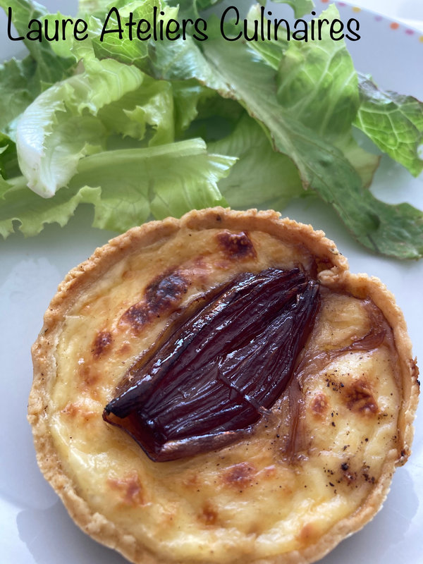 Quiche aux échalotes confites