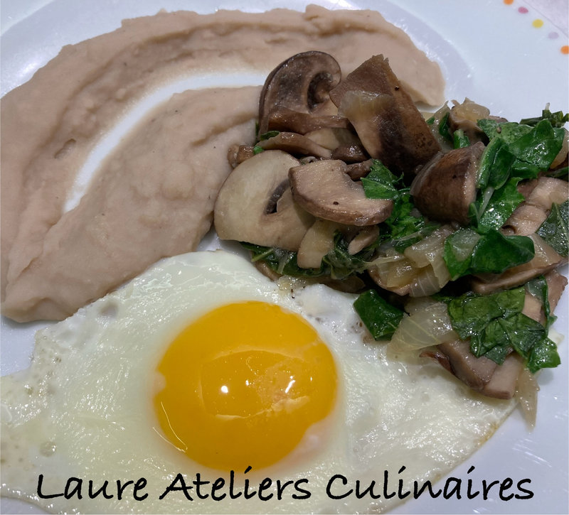 Poêlée champignons et épinards, purée de haricots blancs