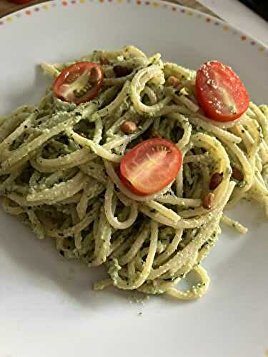 Pâtes au pesto de courgettes