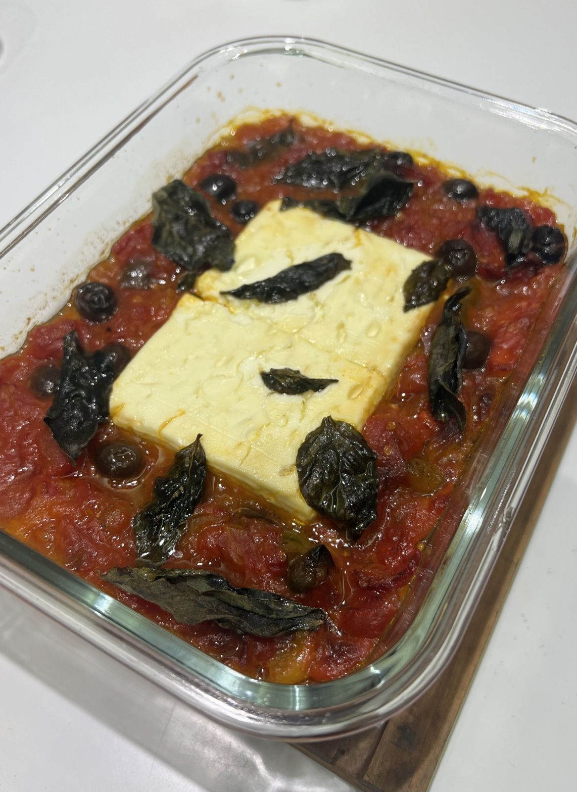 Feta rôtie aux tomates et poivrons